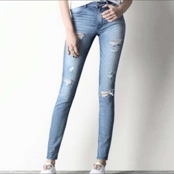 American Eagle Outfitters Denim - American Eagle Sky High Rise Jegging Distressed Light Wash Skinny Stretch Jeans